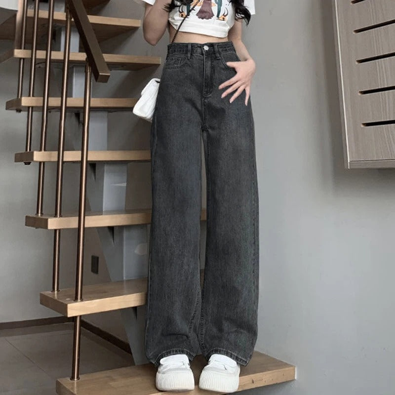 Komfortable retro jeans til kvinner med vide ben og høy midje for en avslappet stil.