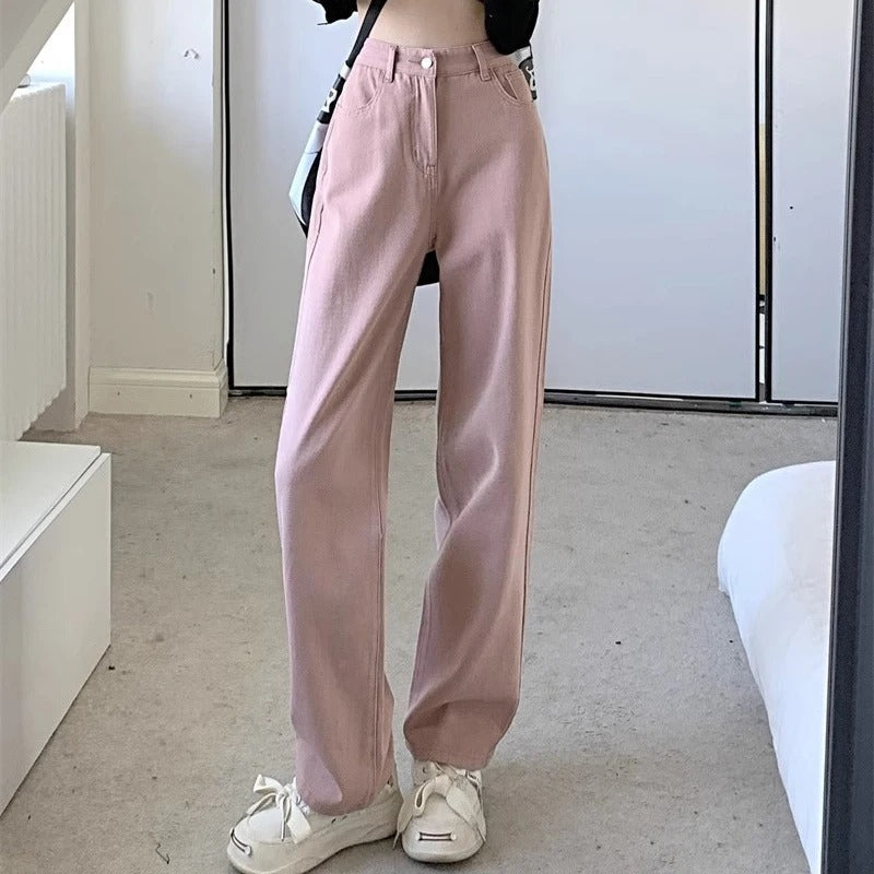 Stilige hverdagsjeans til kvinner: Vide ben, høy midje og retro-look for allsidig bruk.