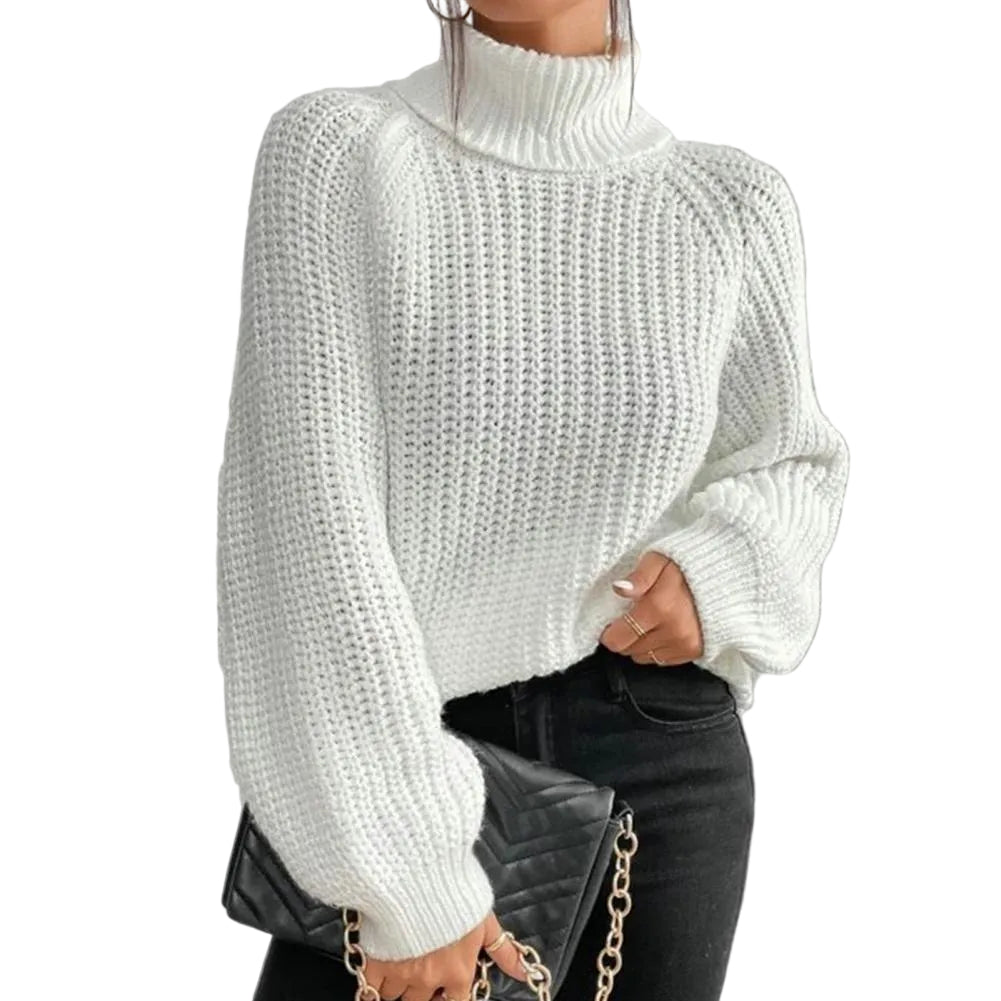 Ribbestrikket turtleneck genser for kvinner, perfekt for høst/vinter, med langermet og løs passform.