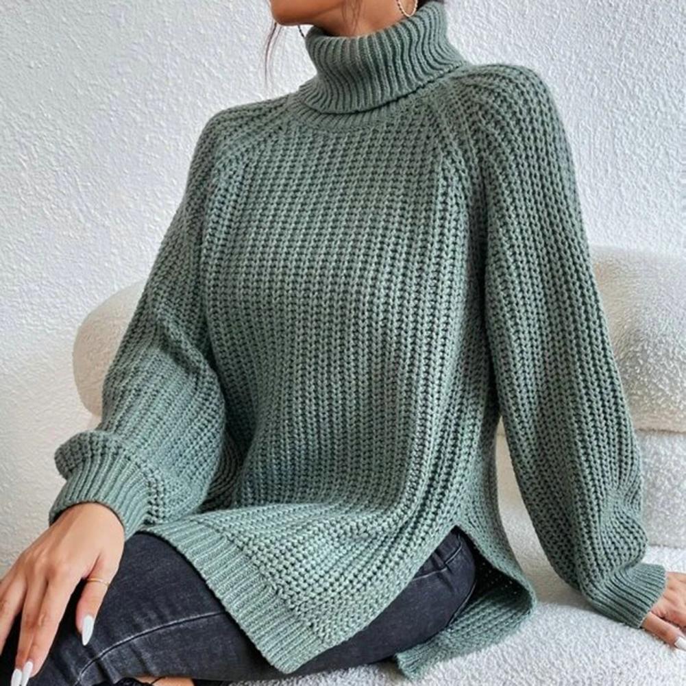 Trendy ribbestrikket turtleneck genser for kvinner, egnet for både høst og vinter, i komfortabel løs passform.
