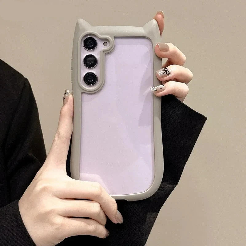 Samsung deksel med søte 3D kattører. Gjennomsiktig design for stilfull og støtsikker mobilbeskyttelse.
