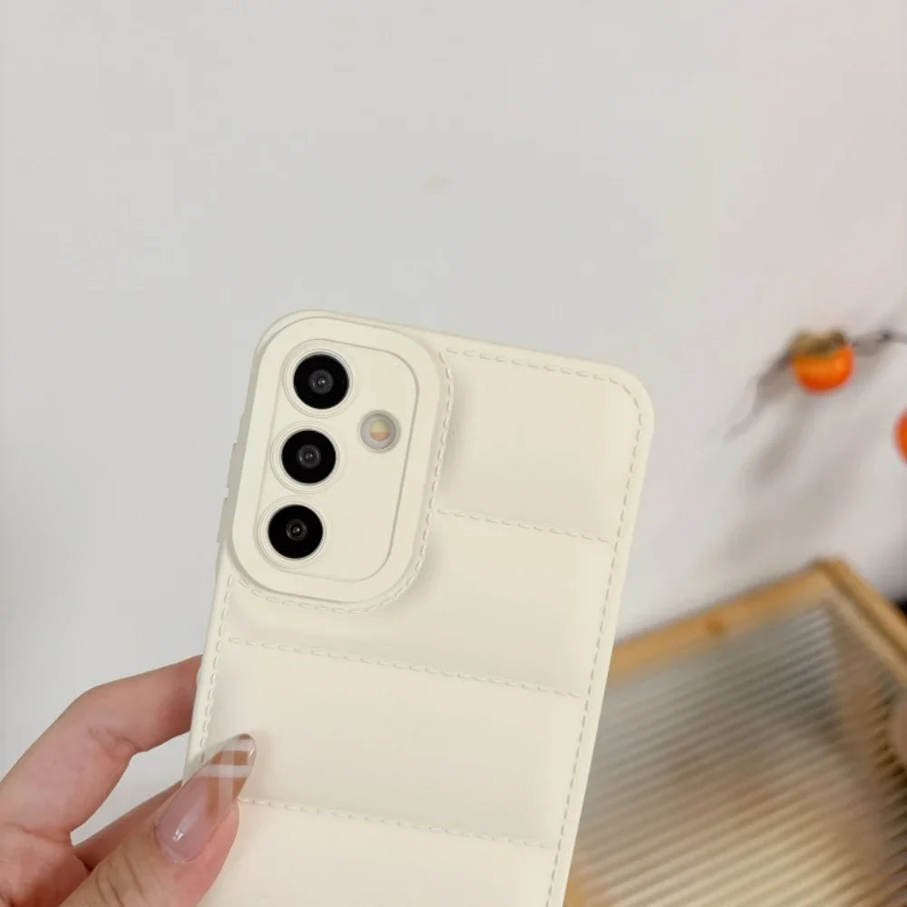 Funksjonelt Samsung mobildeksel med solsikke og håndleddsrem for sikkert grep og enkel bæring.