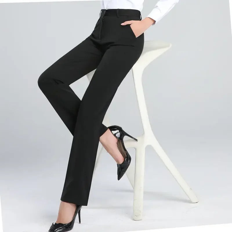 Modische Damen-High-Waist-Hose in Schwarz mit geradem Bein, perfekt fĂĽr Sommer-Outfits