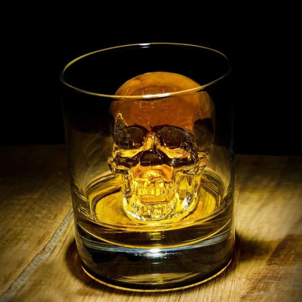 Nyskapende hodeskalle isform i holdbar silikon. Perfekt gaveidé og drinktilbehør for alle anledninger.
