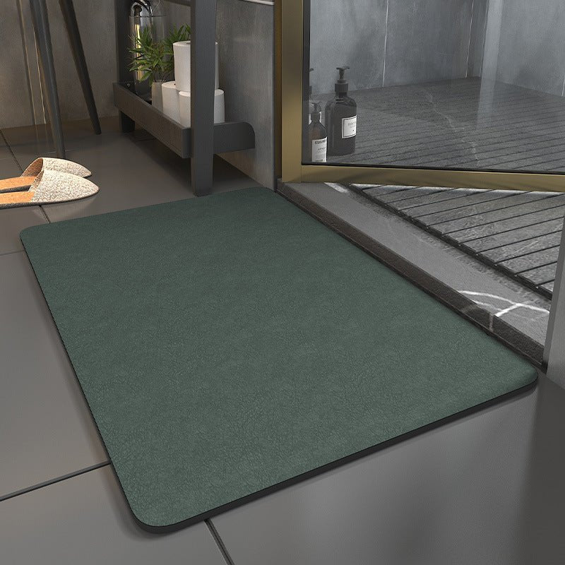Elegant og absorberende baderomsmatte, perfekt for moderne baderomsinteriør. Sklisikker for sikkerhet.