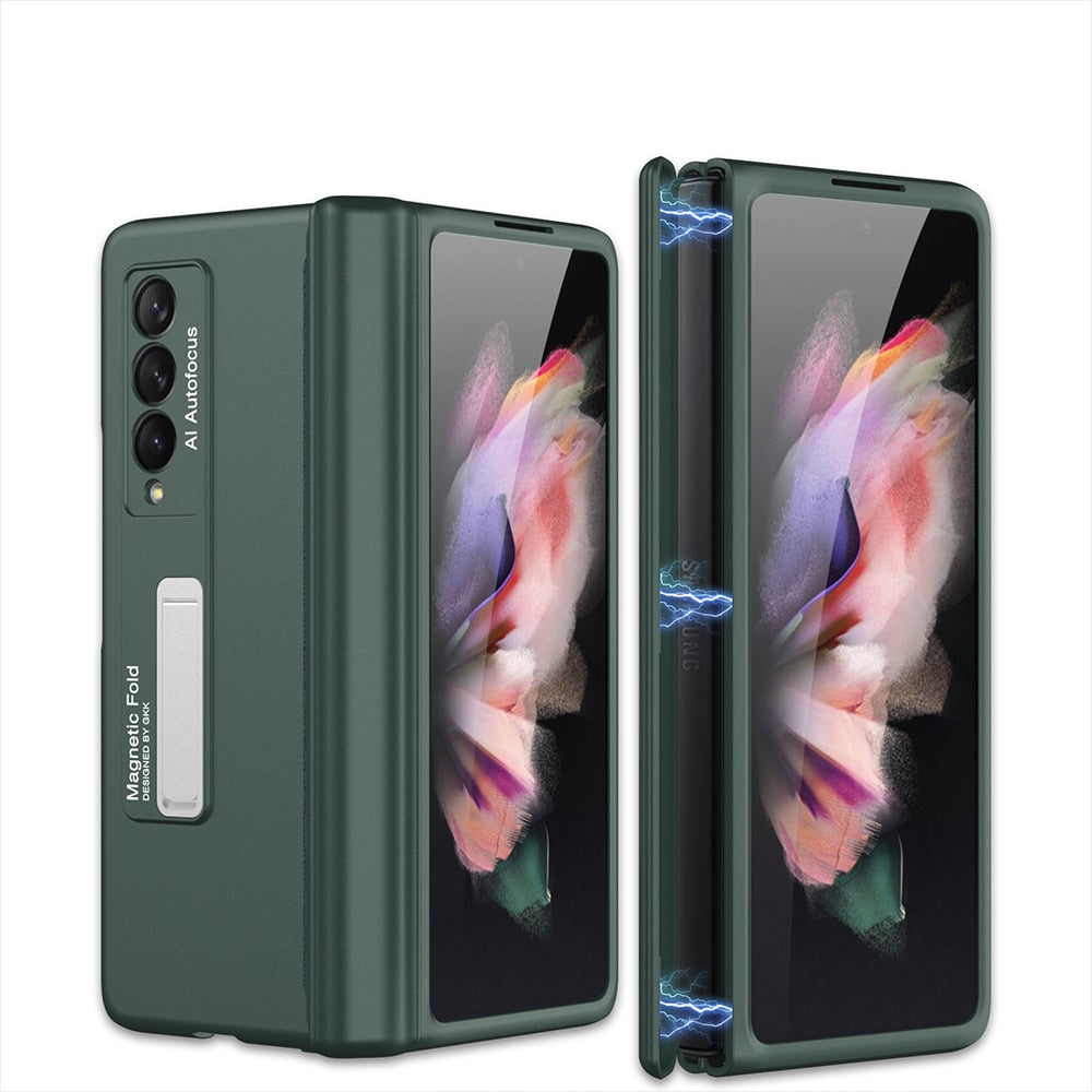 Grønt hardcase deksel med innebygd stativ for Samsung Z Fold 3, ideelt for håndfri visning.