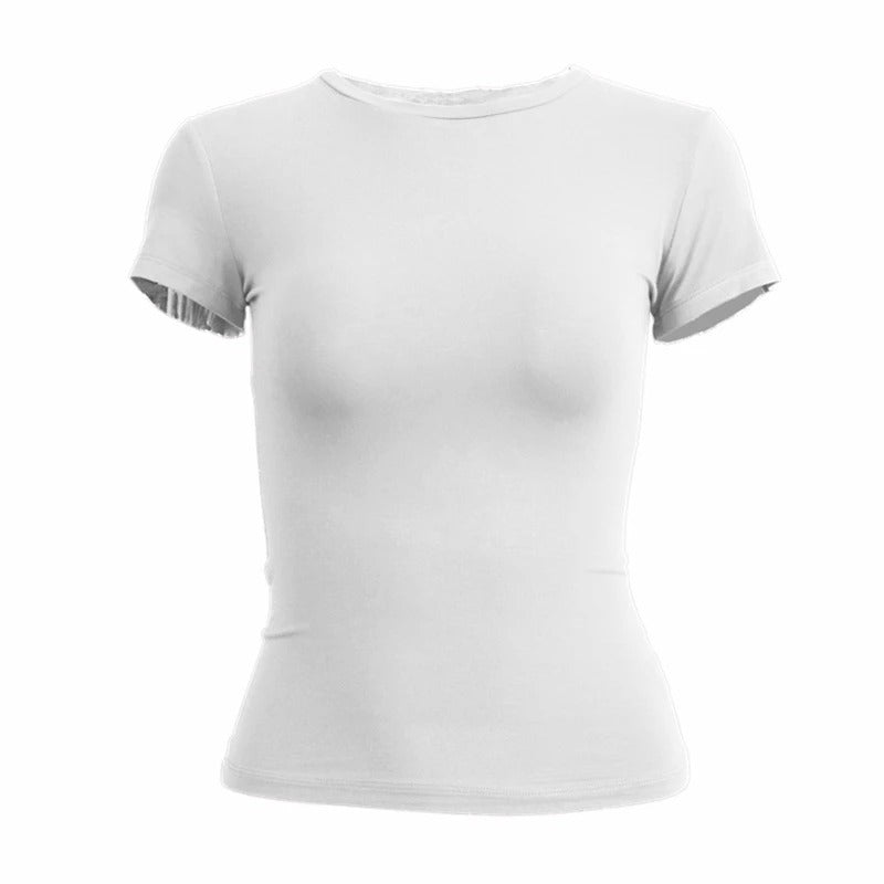 Sporty slim fit t-skjorte for dame i mykt stoff, perfekt for trening og fritid.