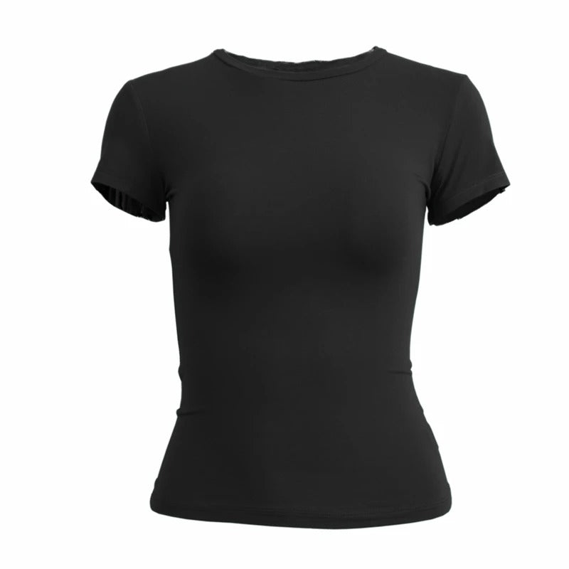 Dame t-skjorte med rund hals og kortermet design, komfortabel slim fit for aktiv livsstil.