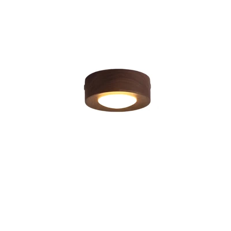 Design taklampe med varmt LED-lys. Skaper koselig stemning og passer perfekt til moderne hjemmeinnredning.