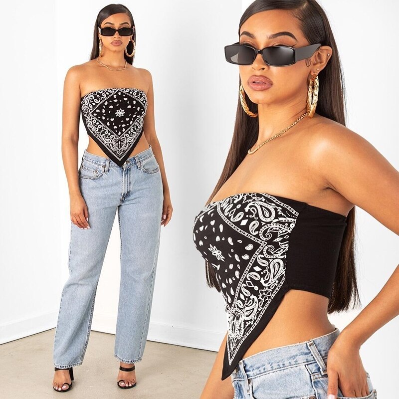 Trendy tube crop bandana topp for kvinner, perfekt for sommer og fest. Fargerik og ermeløs.