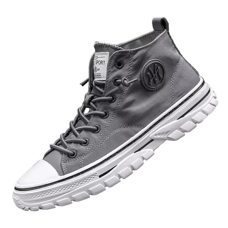 Trendy urban herresneakers. Komfortable joggesko for menn, perfekt fritidssko for vår og sommer.