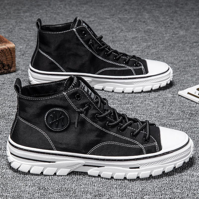Komfortable og trendy menns urban joggesko. Perfekte fritidssko i moderne design for vår og sommer.