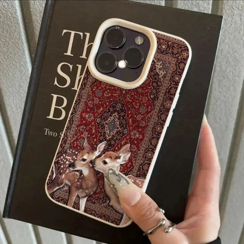 Fargerikt blomsterdeksel til iPhone 17 Pro, trendy og robust mobildeksel.