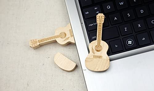 USB-minnepinne i tregitar-design. Effektiv og stilig minneenhet for all din datalagring og som gadget.