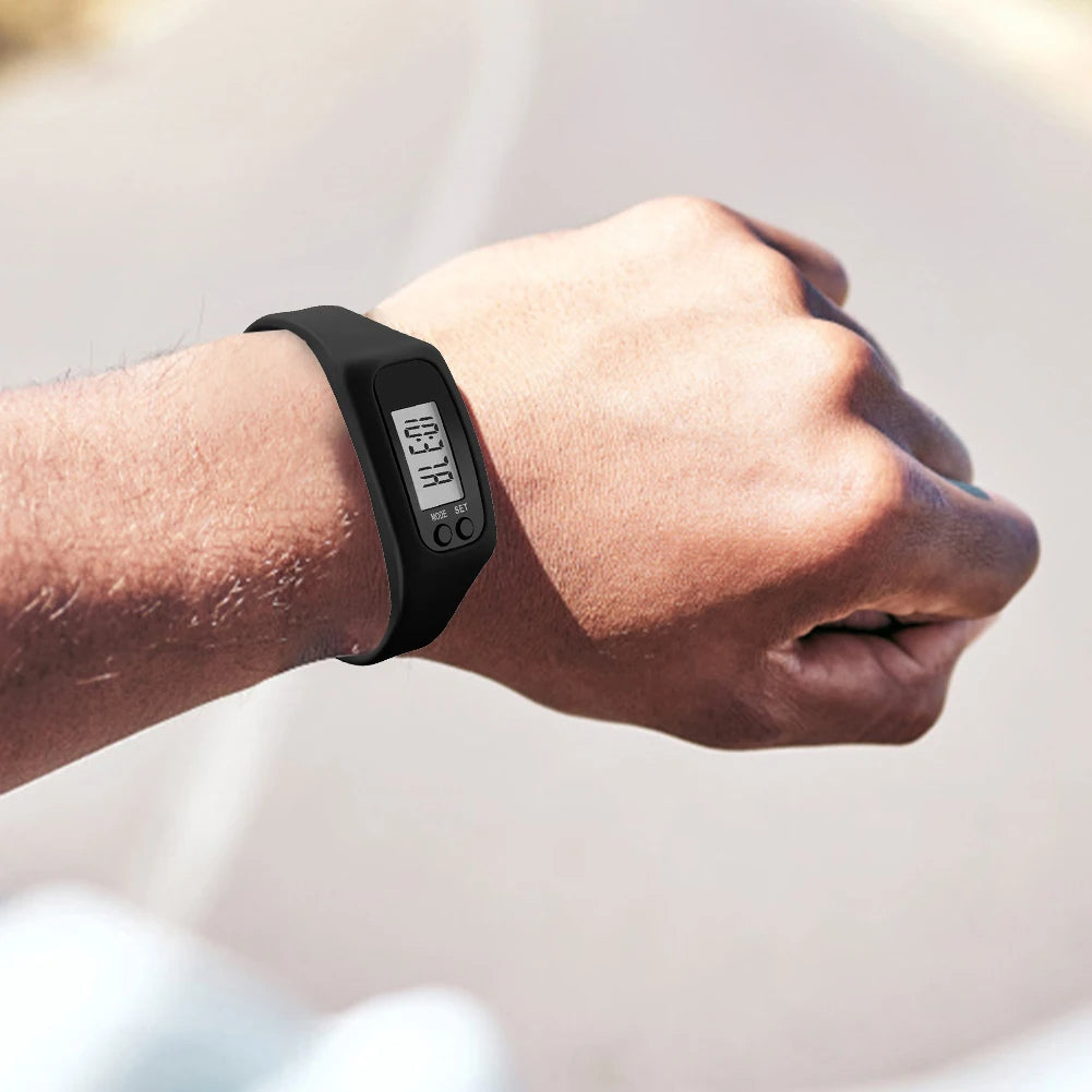 Digital aktivitetsklokke, unisex. Måler skritt, kalorier på klar LED-skjerm. Perfekt for fitness og helse.