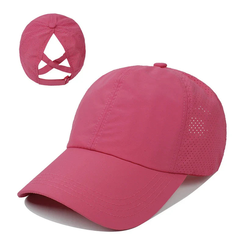 Slitesterk unisex baseballcap for aktiv bruk. Justerbar, pustende og ideell for sport og utendørs.