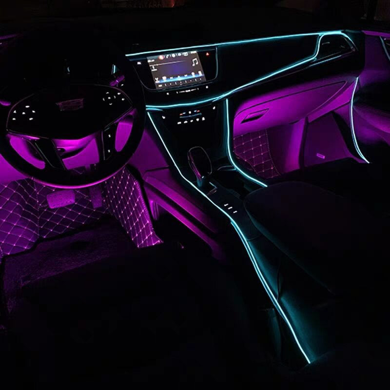 Tilpassbar bilbelysning med neon effekt. Lyser opp bilinteriøret med stilfulle LED-striper.