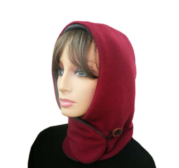 Justerbart unisex hetteskjerf som balaclava. Komfortabelt og stilig, ideelt for vinterens kulde.