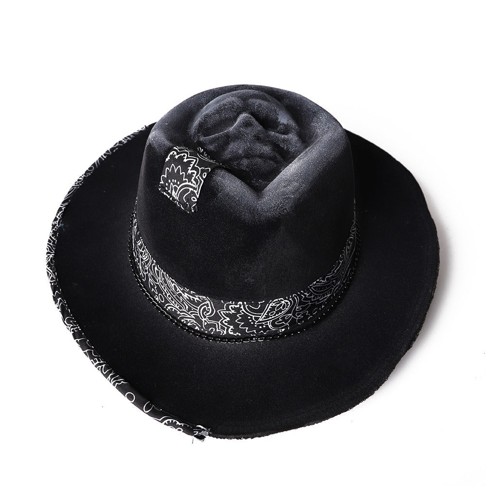Håndlaget hodeskallehatt, unisex. Komfortabelt og edgy hodeplagg for en trendy look.