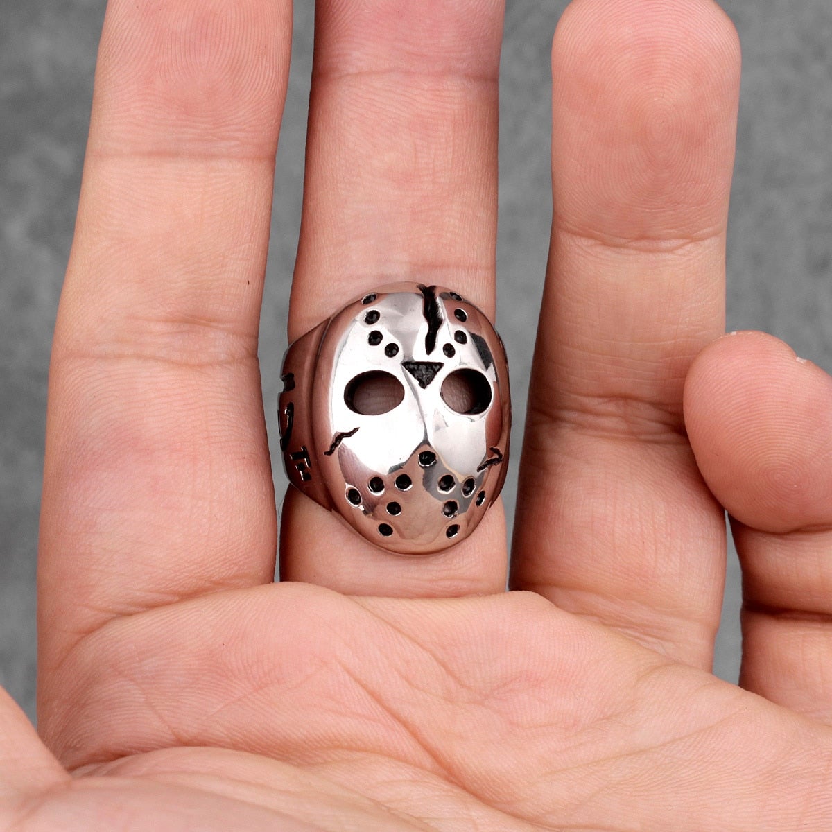 Jason Maske ring, et allsidig unisex smykke. Kult gothic tilbehør i rustfritt stål.