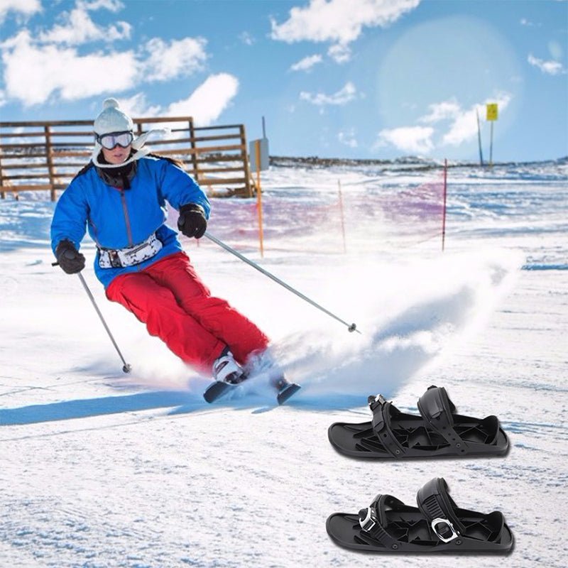 Bærbare miniski for voksne, perfekt for snø og vinterlek. Kompakt & justerbart vinterutstyr.