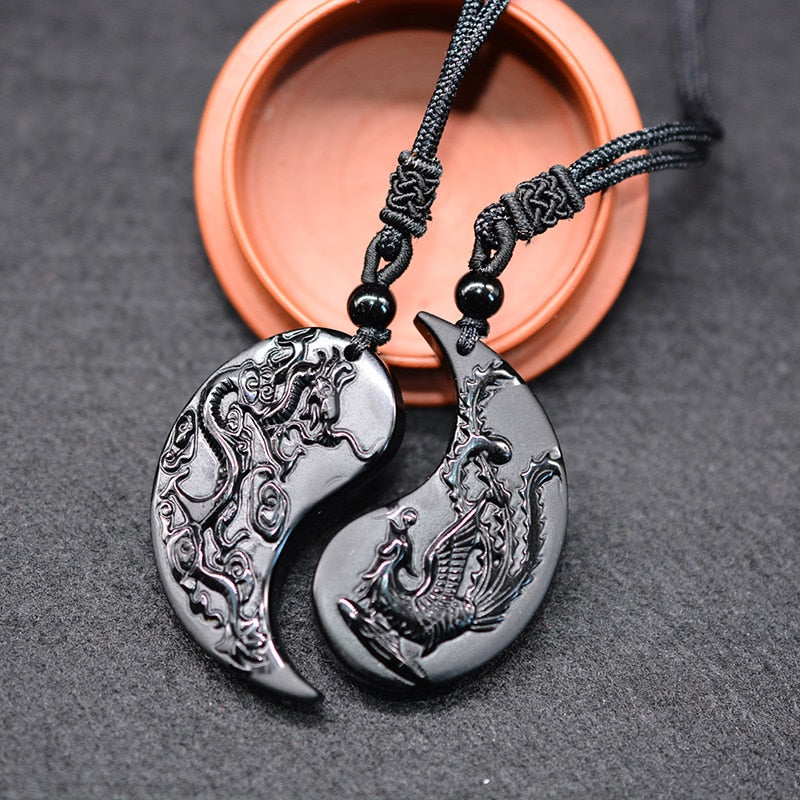 Unisex naturlig svart obsidian halskjede for balanse og beskyttelse. Stilfullt naturstein smykke.