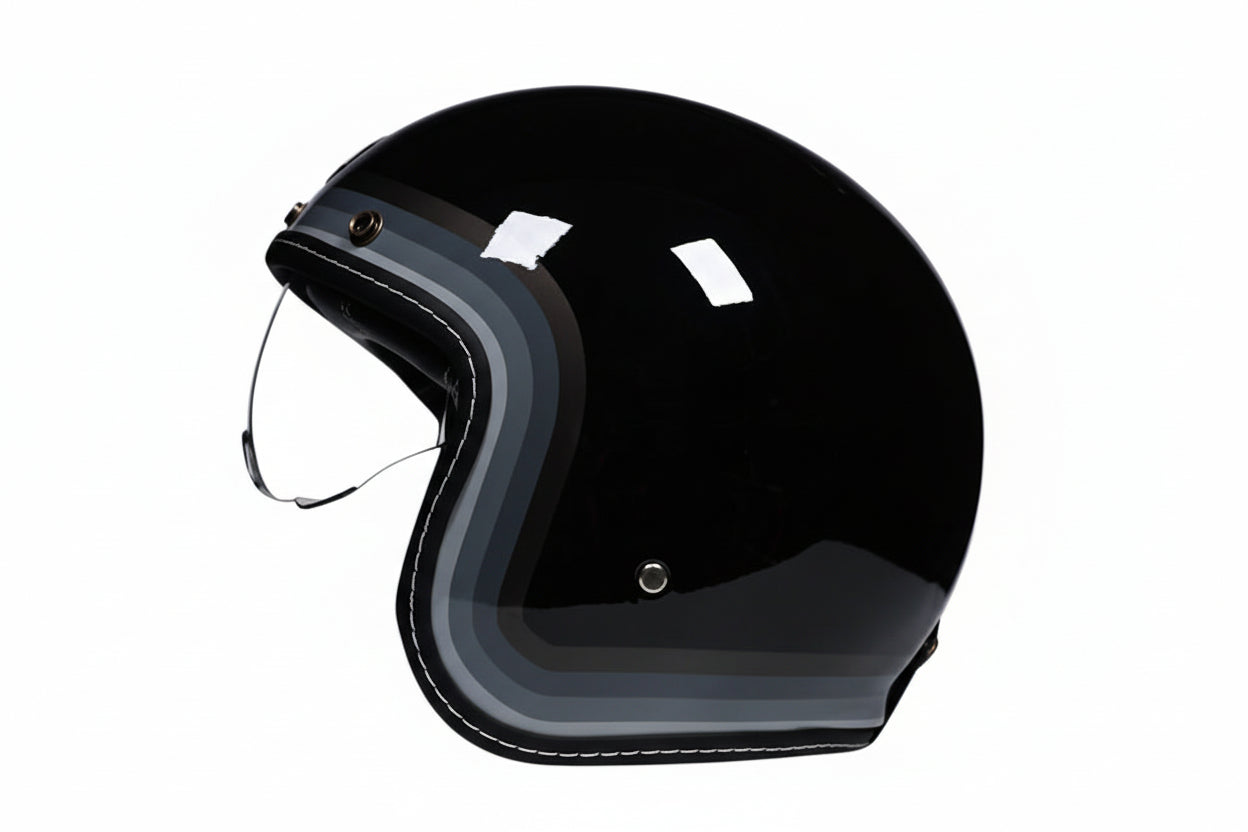 DOT og ECE-sertifisert åpen motorsykkelhjelm i retro stil, unisex. Optimal beskyttelse og komfort.