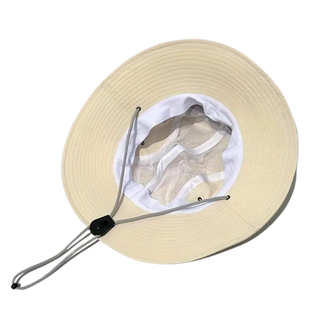 Allsidig utendørs solhatt unisex, med justerbar stropp og UV-beskyttelse for alle eventyr.