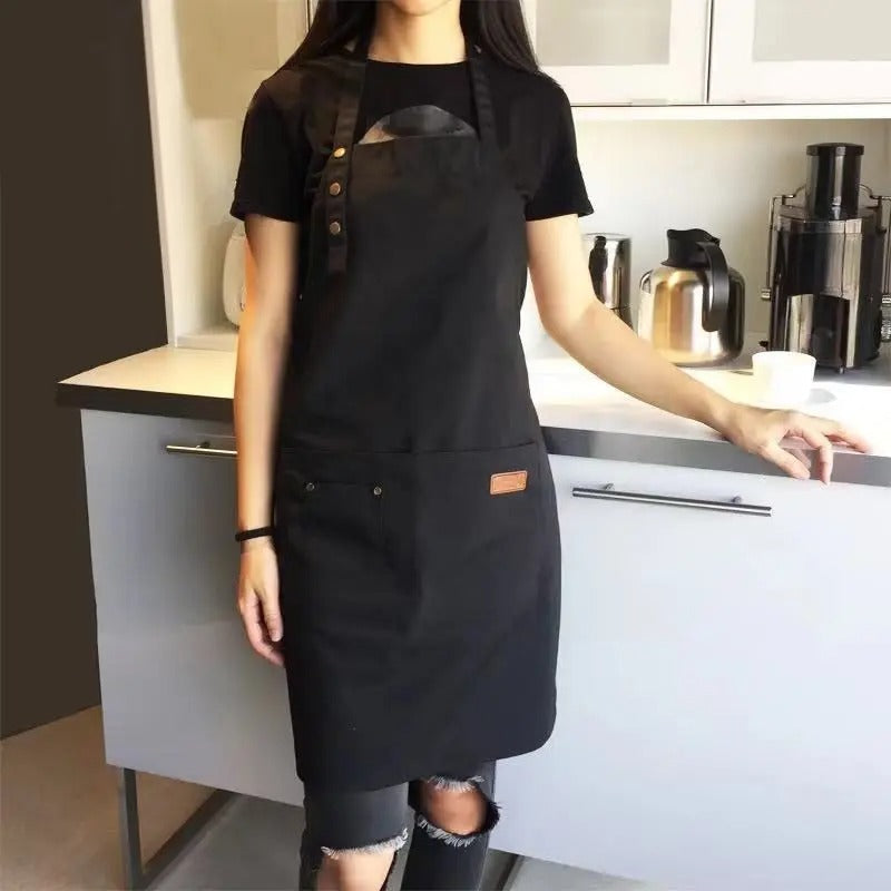 Unisex vanntett kjøkkenforkle. Beskytter mot søl, flekker og fuktighet under all matlaging, baking og grilling.
