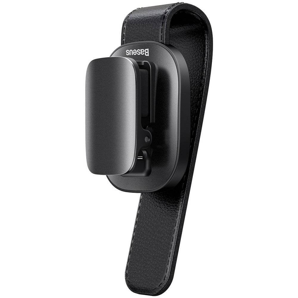 Smart bil-gadget: Brilleholder for solbriller og lesebriller. Unngå skader og ha dem alltid klare.