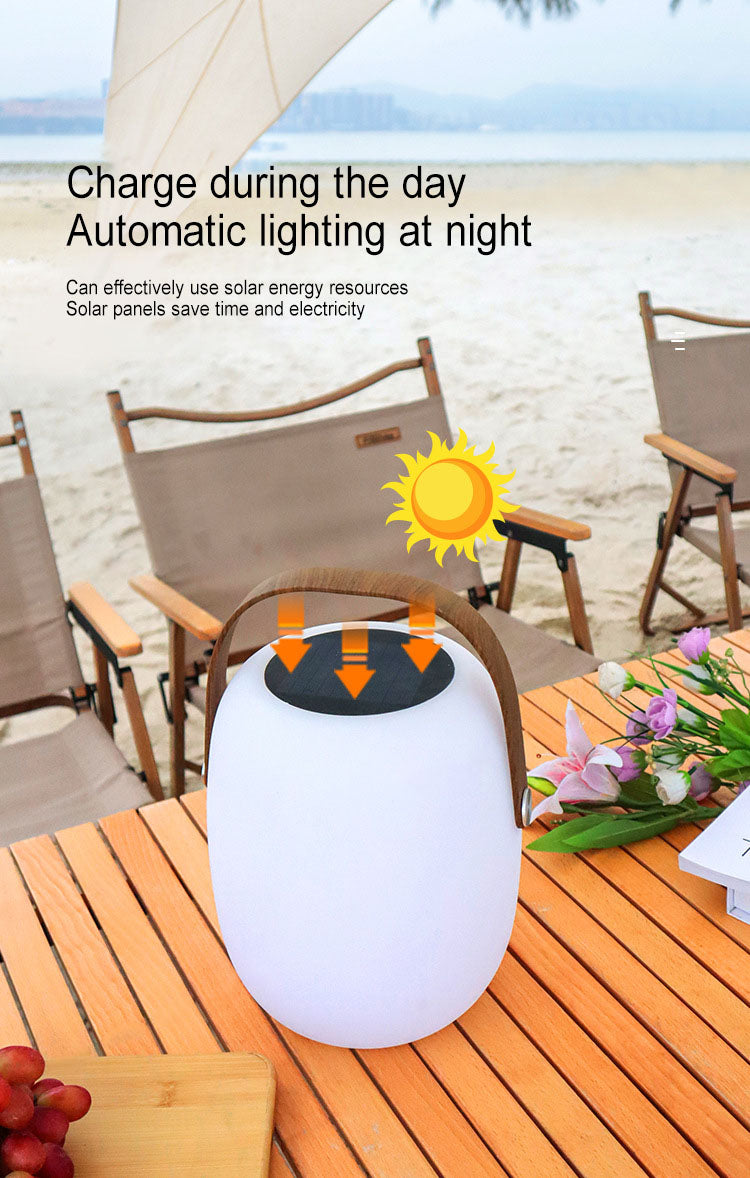 Nærbilde av detaljert kurvdesign på utendørs LED lampe, et dekorativt blikkfang.