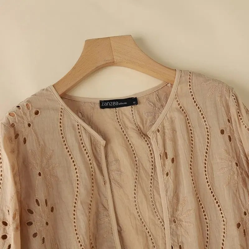Stilig utskåret brodert vest for damer, perfekt for varme dager som lett sommertopp.