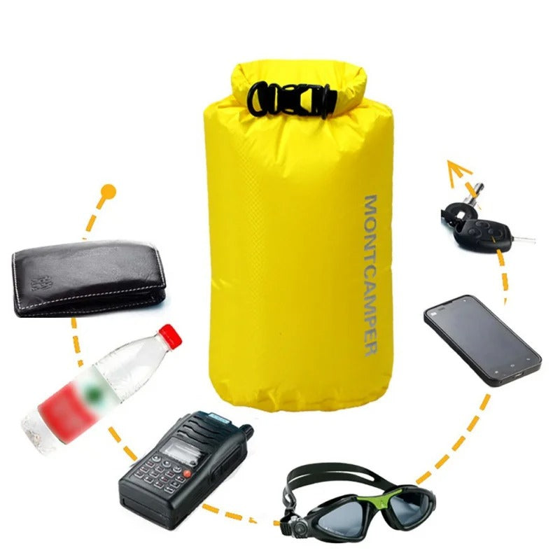 Praktisk vanntett drybag, ideell for friluftsliv, fottur og reise.