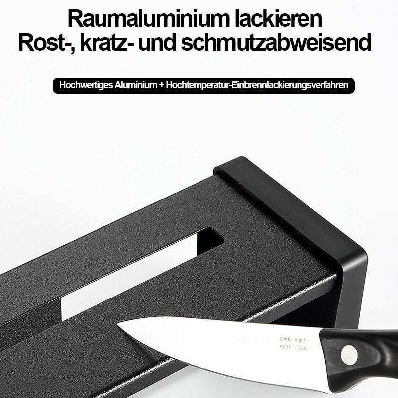 Praktisk veggmontert knivholder som organiserer kjøkkenutstyr. Robust og moderne løsning for knivoppheng.