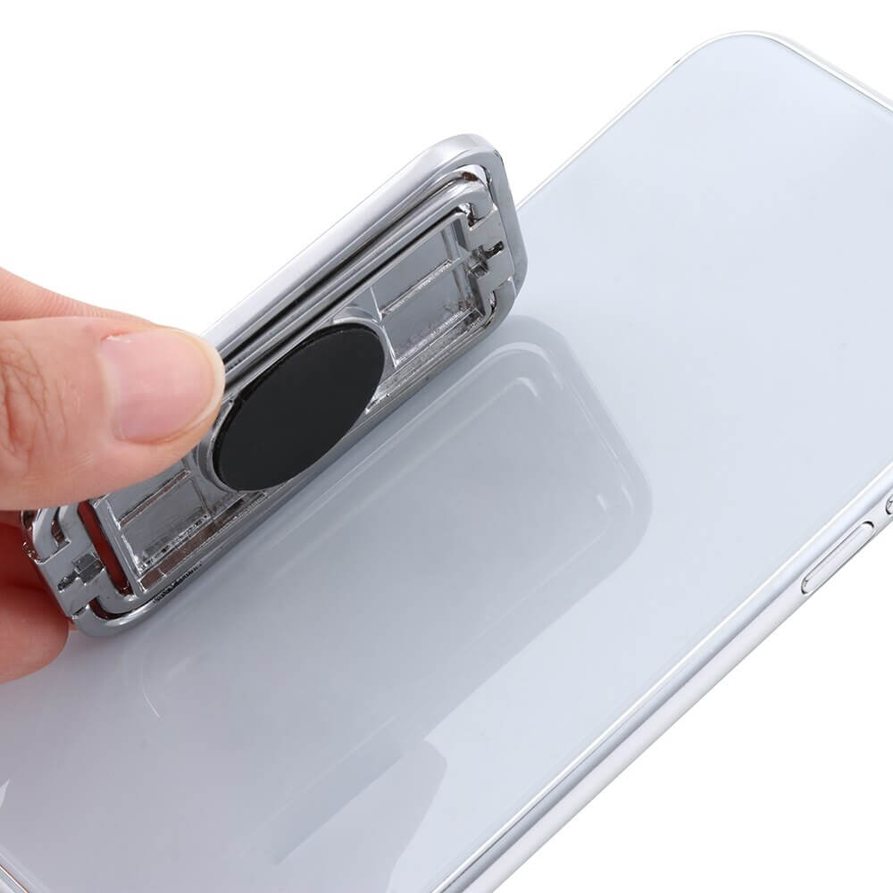 Sammenleggbar magnetisk telefonringholder, 360° roterbar for fleksibel bruk og sikkert grep på mobil.
