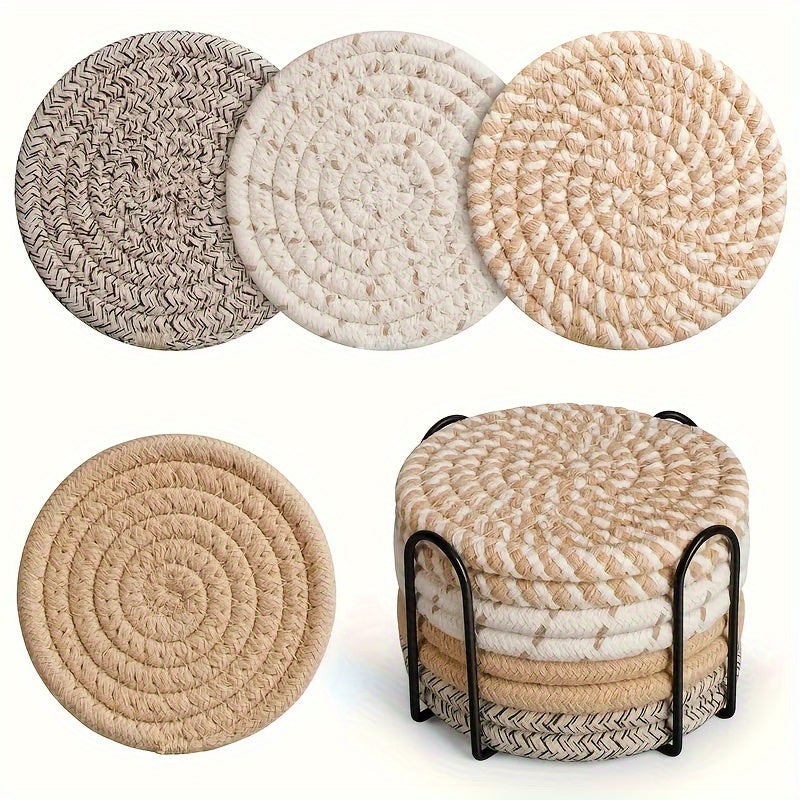 8-delt vevd underlag sett i boho-stil for elegant borddekking. Laget av naturfibre, perfekt for hjemmedekor.