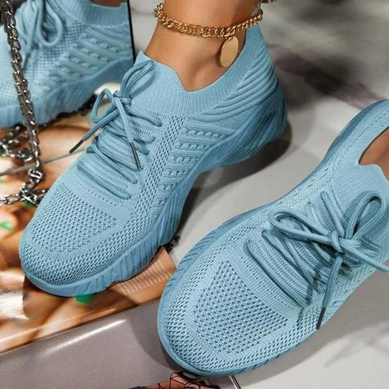 Bequeme orthopädische Damensneaker mit elegantem Design und rutschfester Sohle für ganztägigen Komfort.