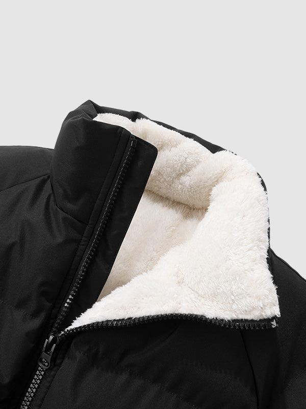 Braune Damen Pufferjacke mit gestepptem Design und Fleecefutter, winterwarm, Vorderansicht auf hellem Hintergrund.