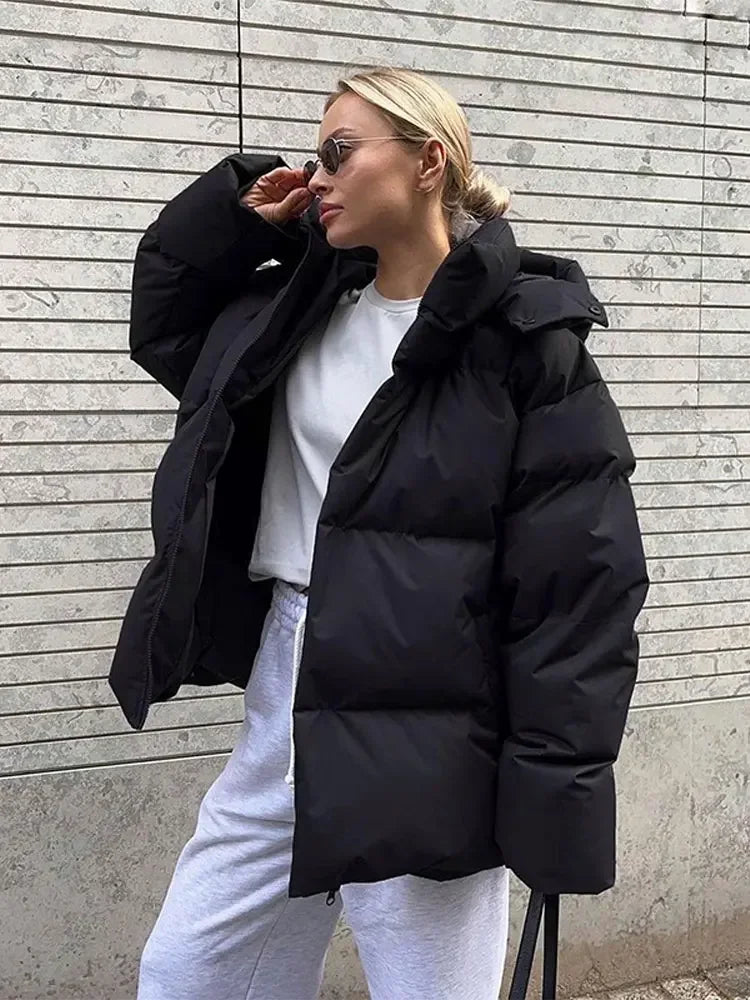 "Camilla Daunenjacke Damen, stilvoll, funktional, warme Daunenfüllung, Wasserabweisend, elegantes Wintermantel-Design"