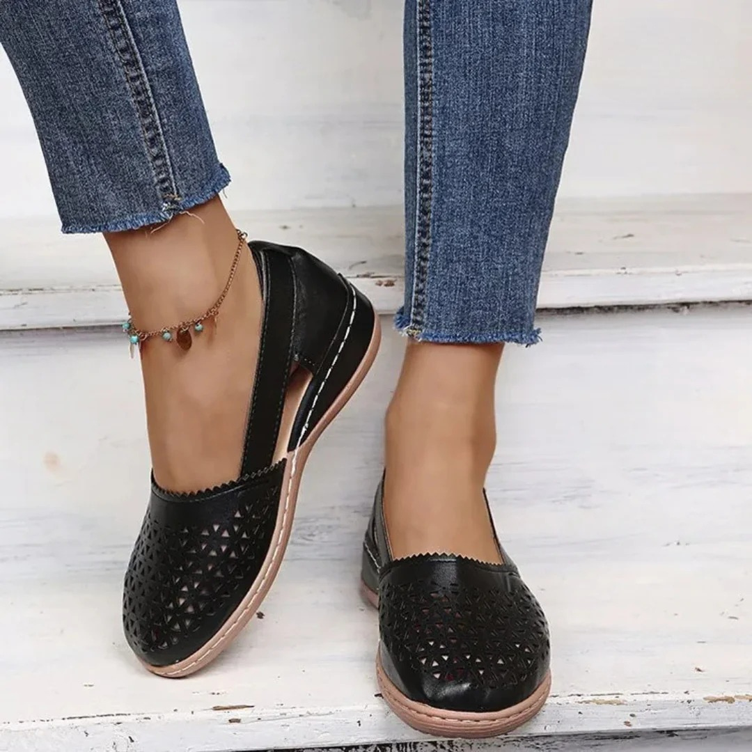 "Damen Atmungsaktive Cutout Schuhe, Slip-On, luftig, modisch, bequem, perfekt für Alltag und Sommer, leichtes Design"