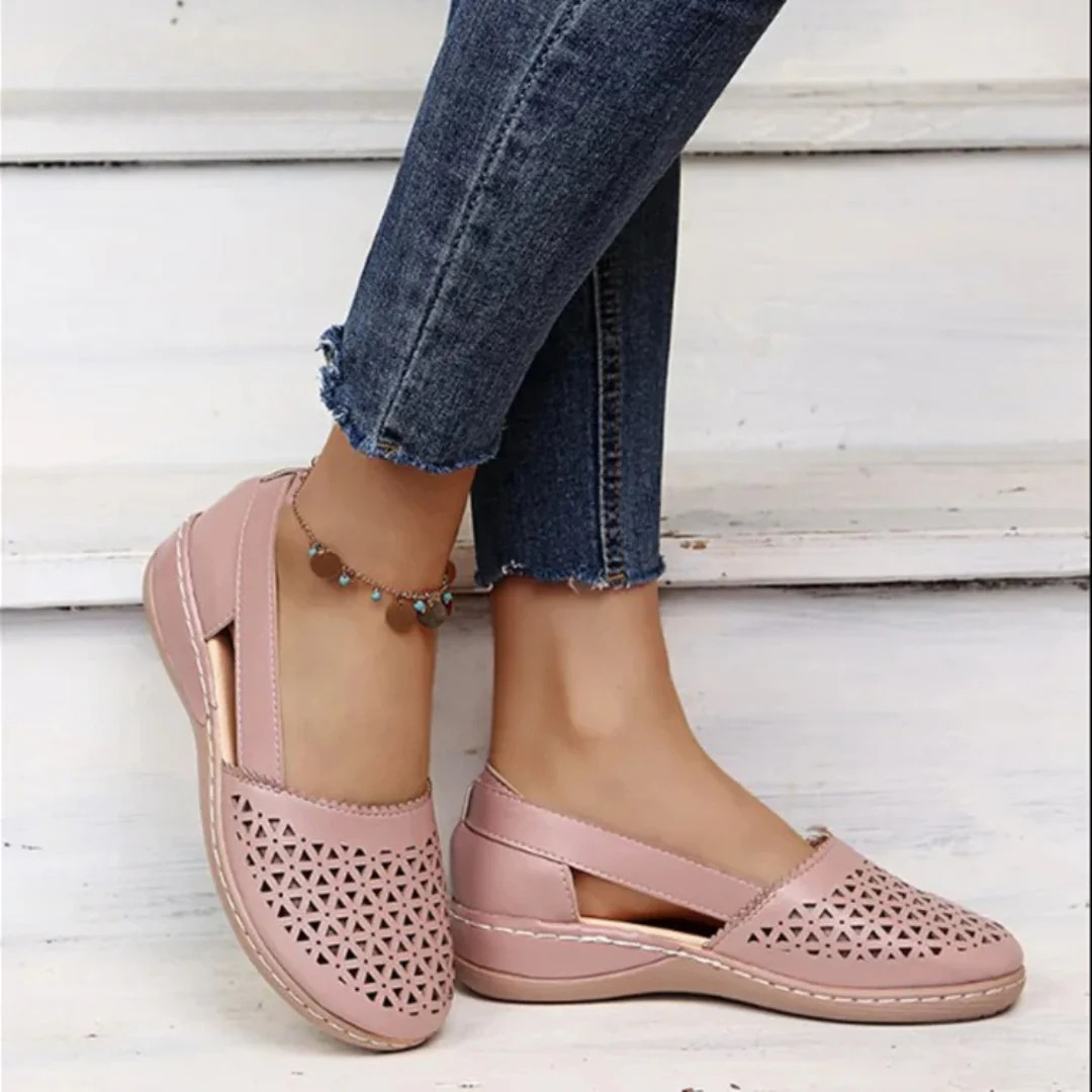 "Damen Atmungsaktive Cutout Schuhe, Slip-On, luftig, modisch, bequem, perfekt für Alltag und Sommer, leichtes Design"