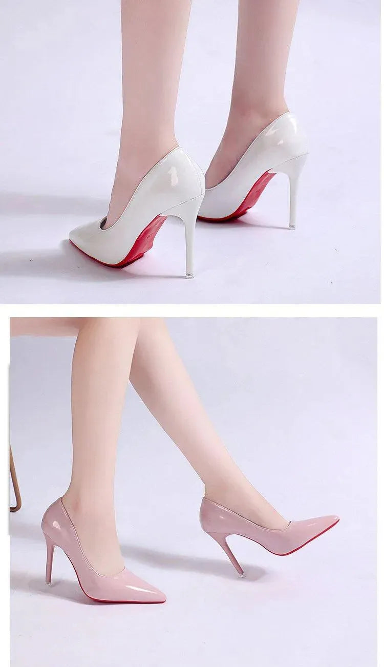 Elegante Damen Plateau-Stilettos mit einfarbigem Design und kunstvoller Linienführung, ideal für stilvolle Auftritte.