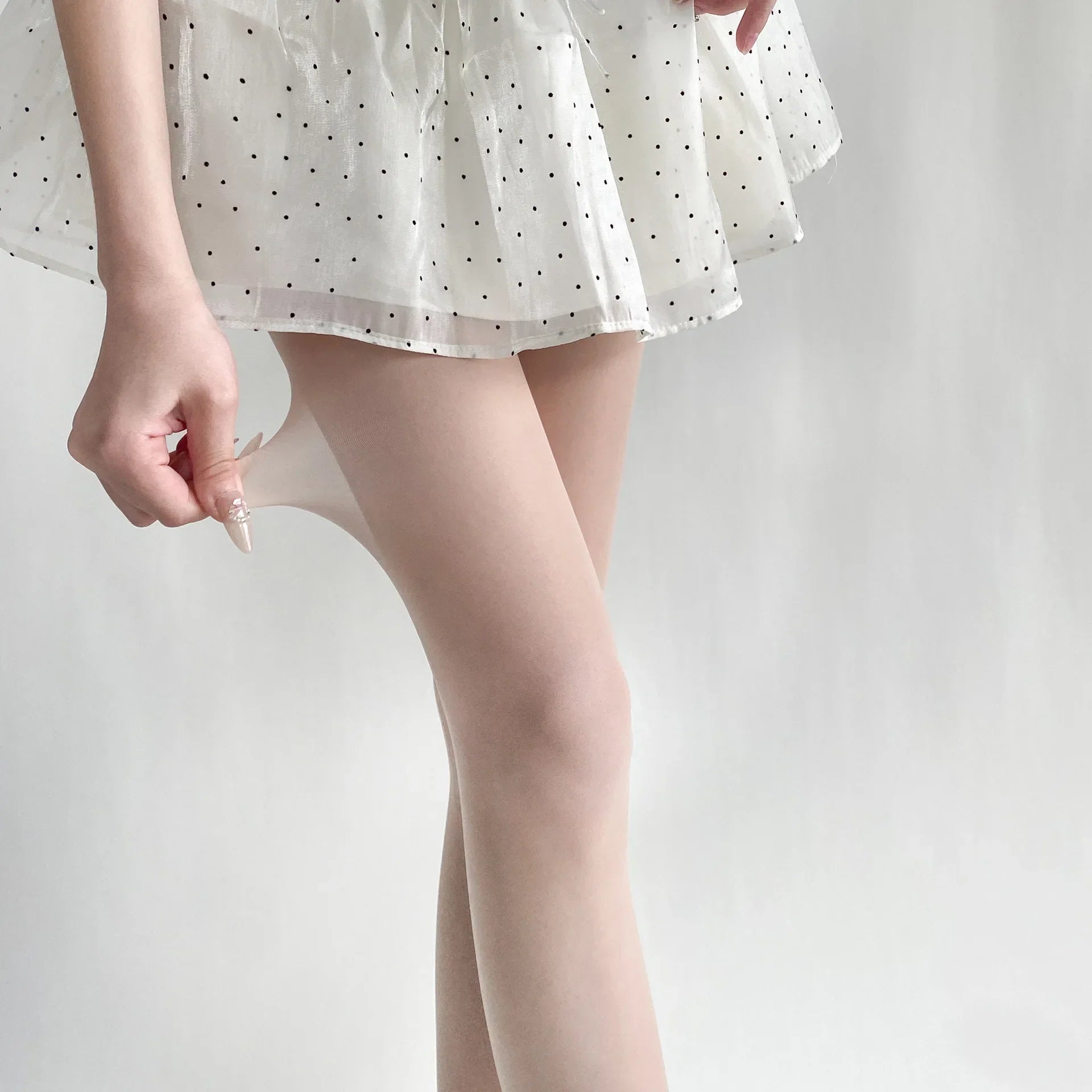 "Elegante Damen Strumpfhose, schlanke Passform, vielfältige Farben für jeden Look und Anlass"