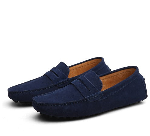 "Elegante Herren-Wildleder Slipper, italienischer Stil, in verschiedenen Farben, komfortabel und zeitloses Design."