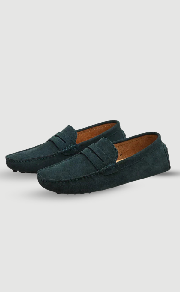 "Elegante Herren-Wildleder Slipper, italienischer Stil, in verschiedenen Farben, komfortabel und zeitloses Design."