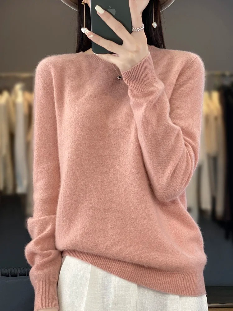 "Eleganter Damen Kaschmir Pullover mit rundem Ausschnitt, weiche Textur, klassisches Design, vielseitig für jeden Anlass."