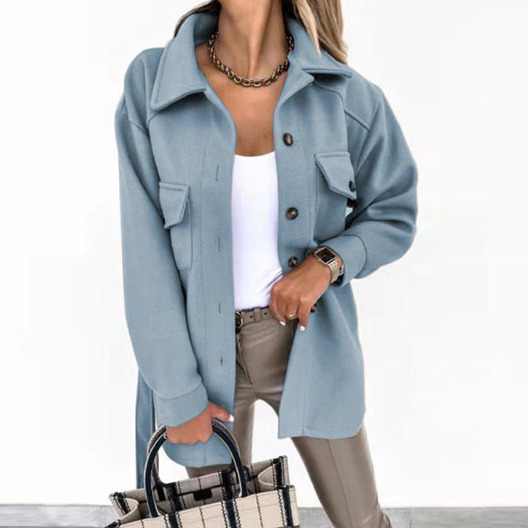 Eleganter Damen Wintermantel, wasserabweisend, mit Knopfverschluss und zeitlosem Design, ideal für stilvolle Herbst- und Wint