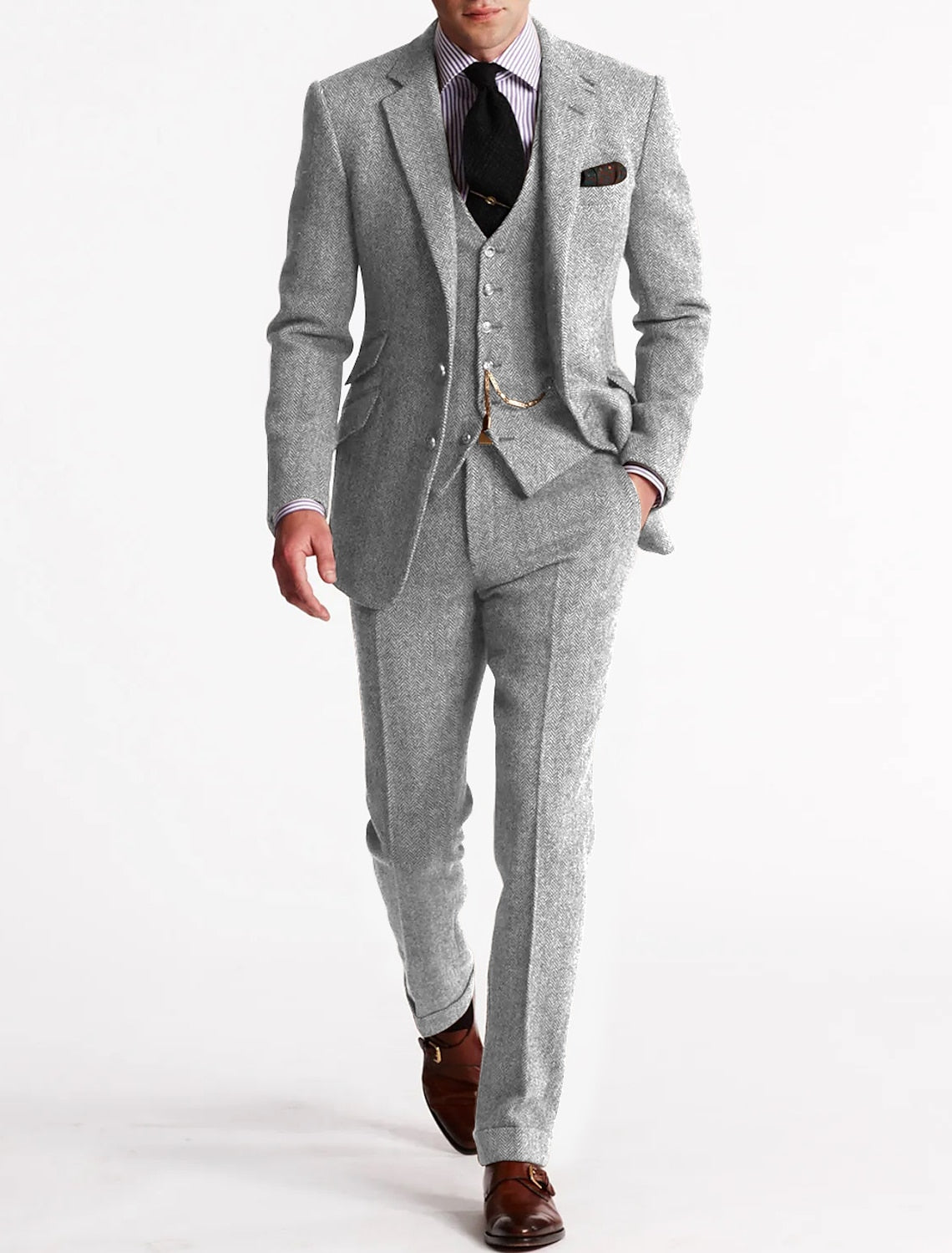 "Eleganter Herren Hochzeitsanzug, dreiteiliges Set, klassische Silhouette, marineblau, maßgeschneiderter Look für besondere A
