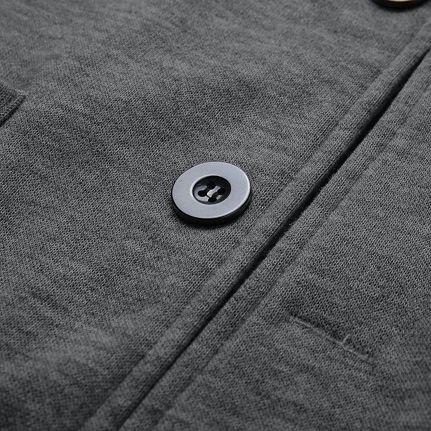 Eleganter Herrenblazer in Dunkelgrau, stilvoller Schnitt, vielseitig kombinierbar, ideal für formelle Anlässe und Alltag.