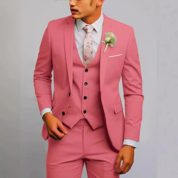 "Eleganter schlanker Herren-Hochzeitsanzug, Dreiteiler mit Zweiknopf-Jacke, Weste und Hose für formelle Anlässe."